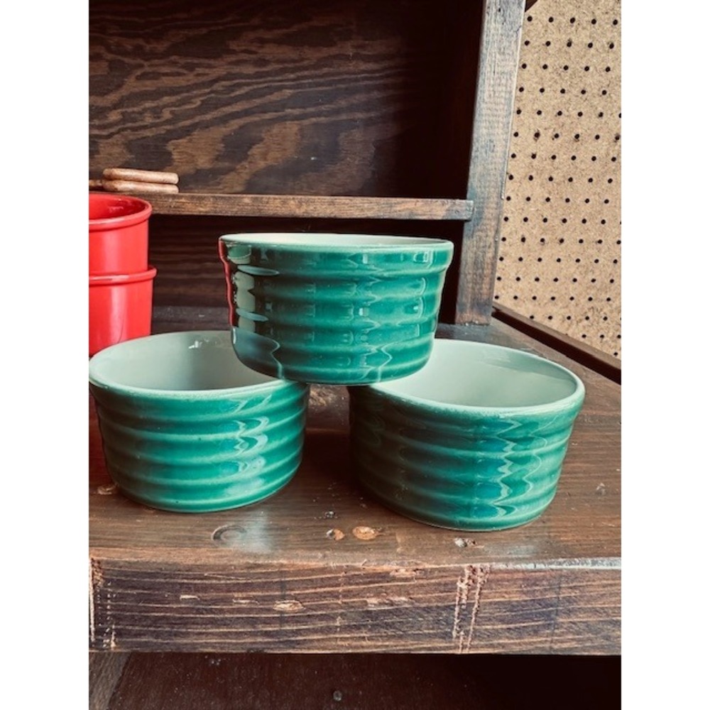 Emile Henry France Green Ceramic‎ Ramekins Set of 3 Ribbed Souffle Dishes 1066